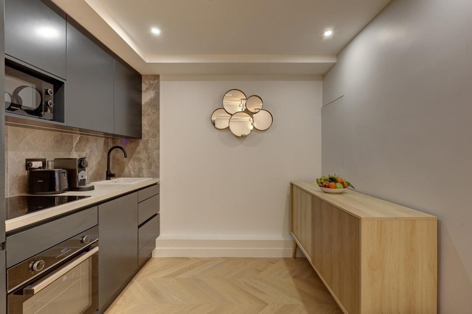 368 Suite Fondary 3 - Superb Apartment In Paris Bagian luar foto